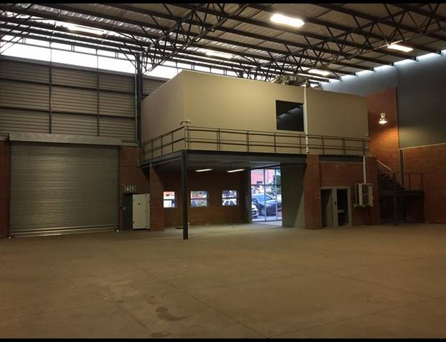 INDUSTRIAL FOR SALE IN SAMRAND BUSINESS PARK